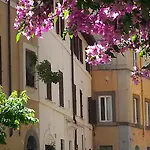 Oda ve Kahvaltı Ventisei Scalini A Trastevere Roma