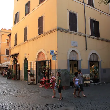 Ventisei Scalini A Trastevere B&B