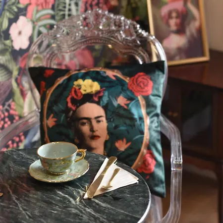 文迪斯斯卡里尼特拉斯泰韦雷住宿加早餐酒店 罗马