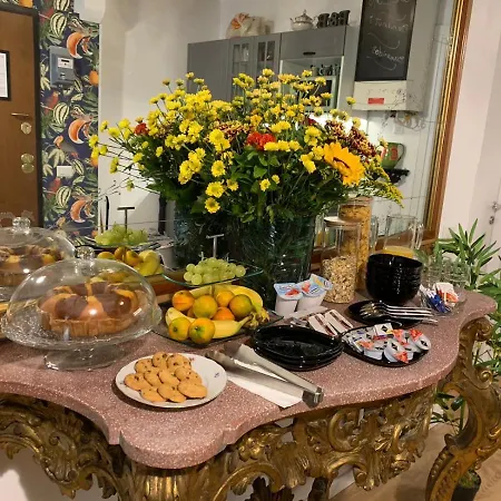 住宿加早餐酒店 文迪斯斯卡里尼特拉斯泰韦雷住宿加早餐酒店
