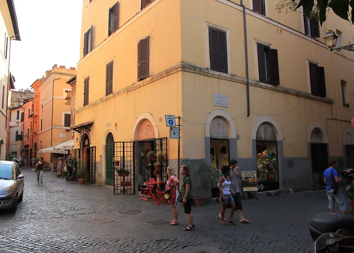 Ventisei Scalini A Trastevere B&B
