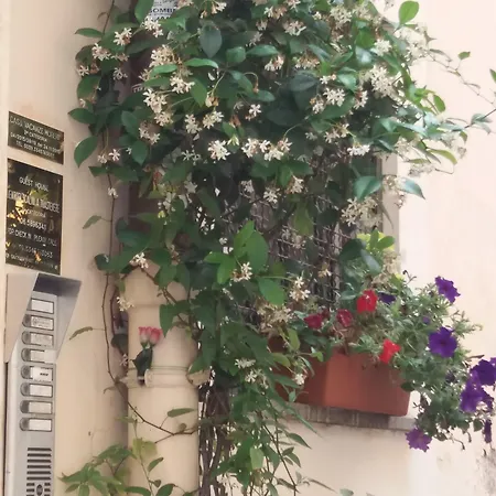 Panzió Ventisei Scalini A Trastevere